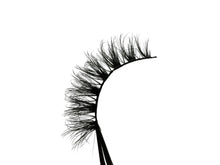 Charger l'image dans la galerie, Buttercup
