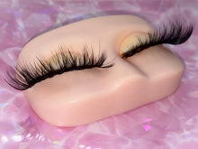 Lade das Bild in den Galerie-Viewer, Kehlani
