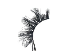 Lade das Bild in den Galerie-Viewer, Pillow Talk
