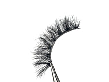 Muat gambar ke penampil Galeri, Heartbreaker
